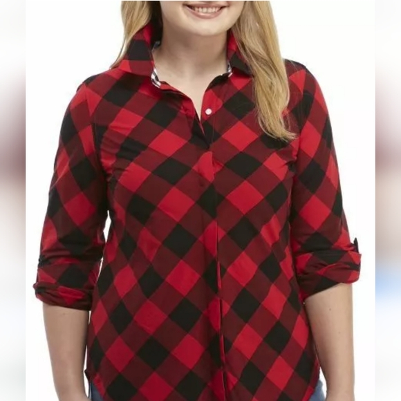 crown & ivy Tops - Crown and Ivy Bufflo Plaid NWT $79.50 retail